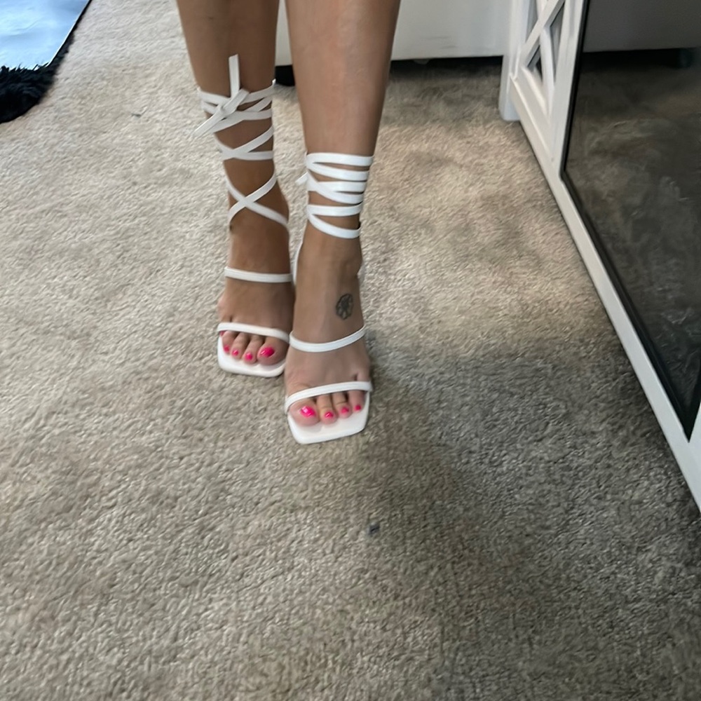 So me heels!